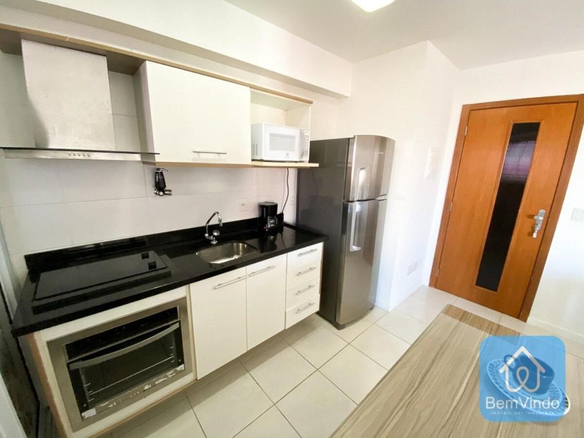 Apartamento A 30M Do Salvador Shopping Bagian luar foto